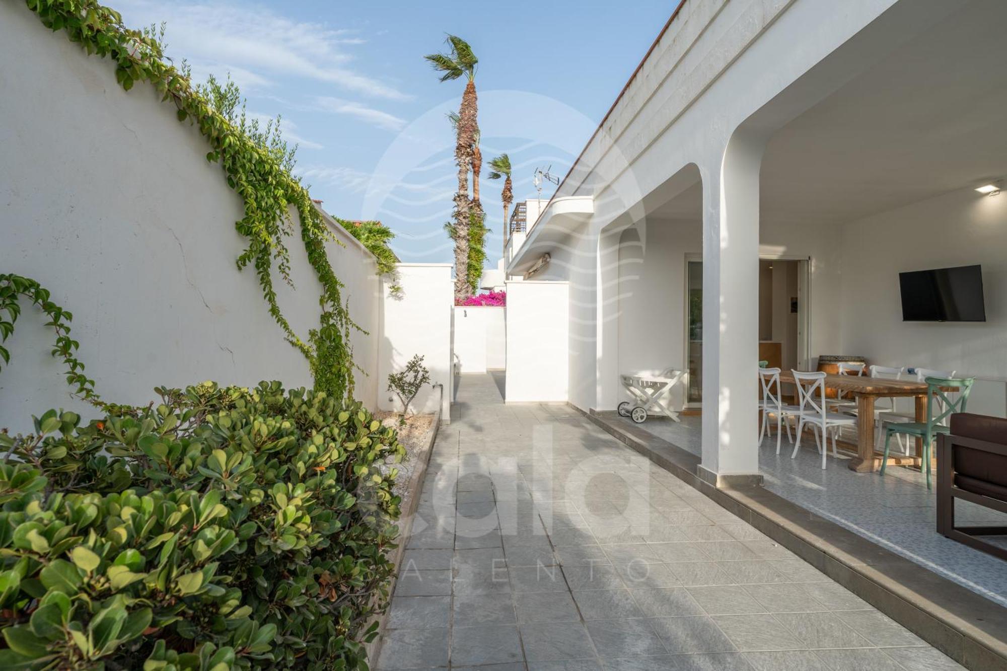 Villa Waterfront By Cala Salento Porto Cesareo Exterior foto